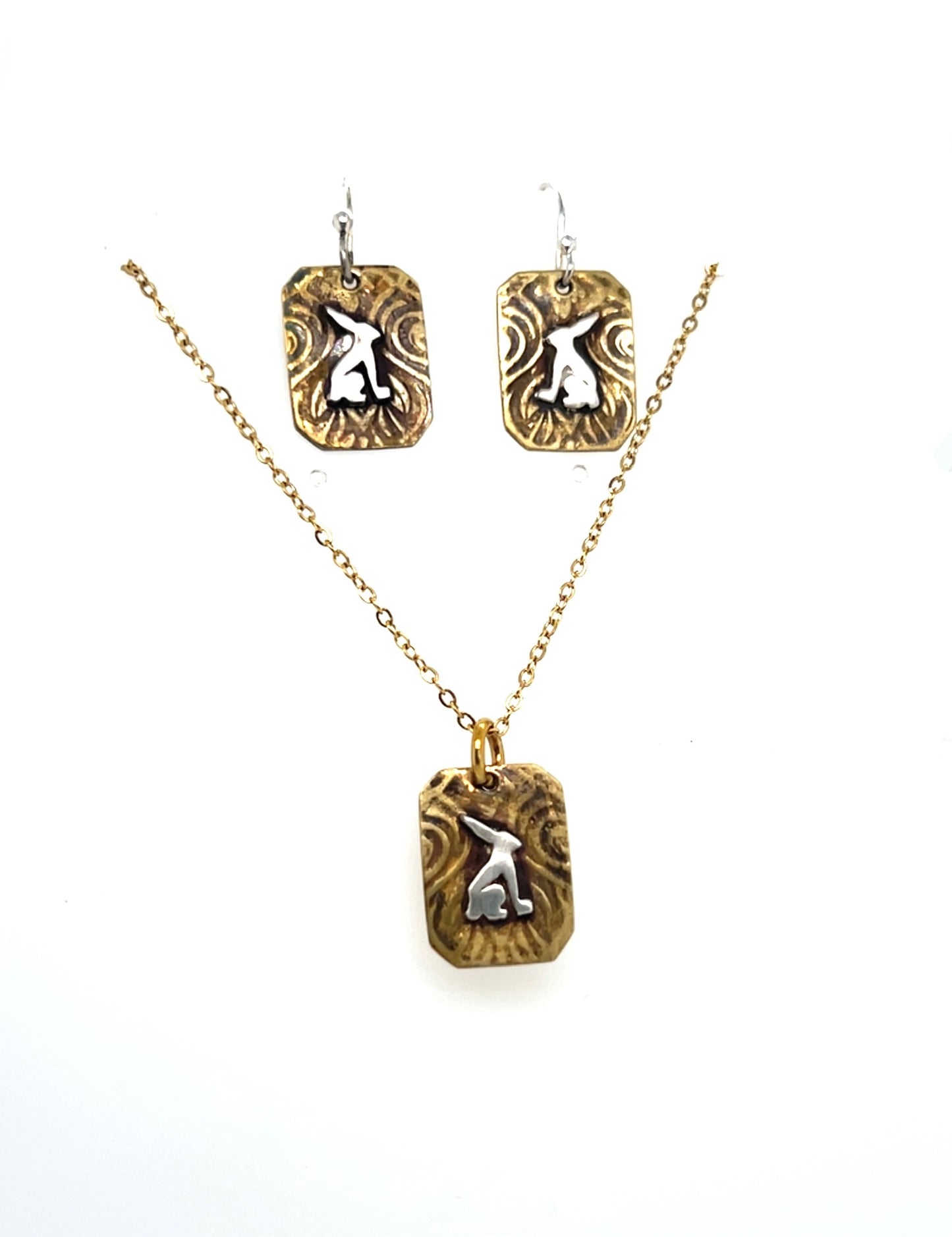 Nouveau Nectar with Large Jackrabbit necklace #6C