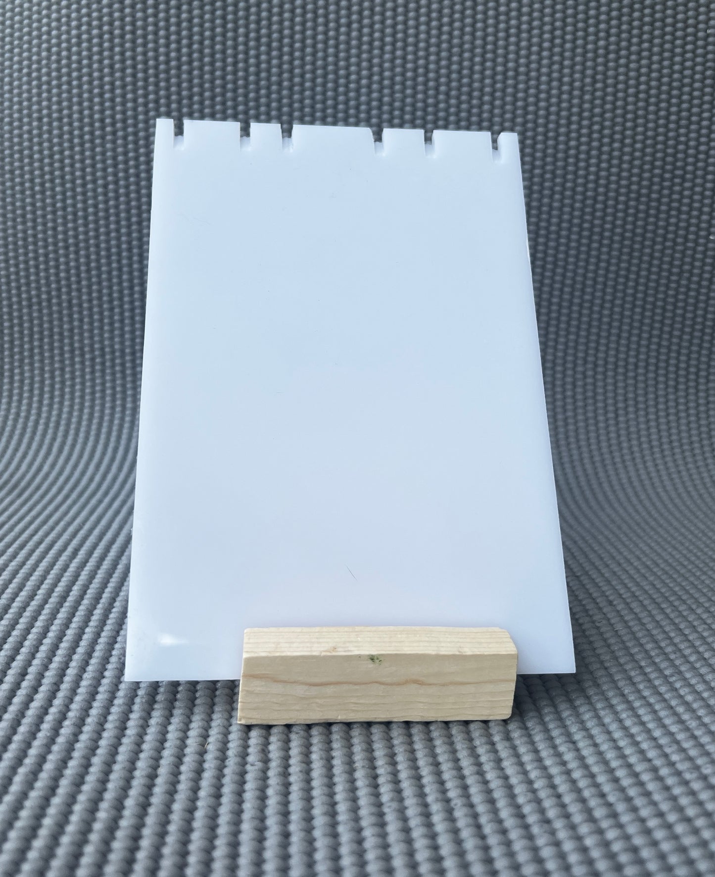 Medium Rectangle Display
