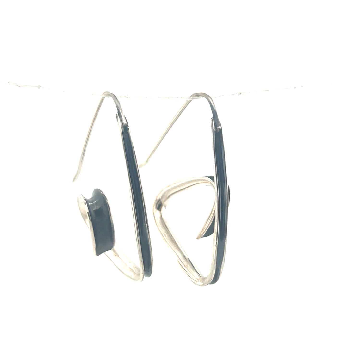 Triangel anticlastic earrings