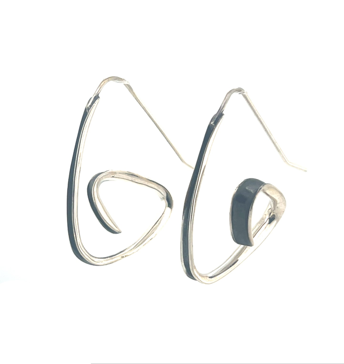 Triangel anticlastic earrings