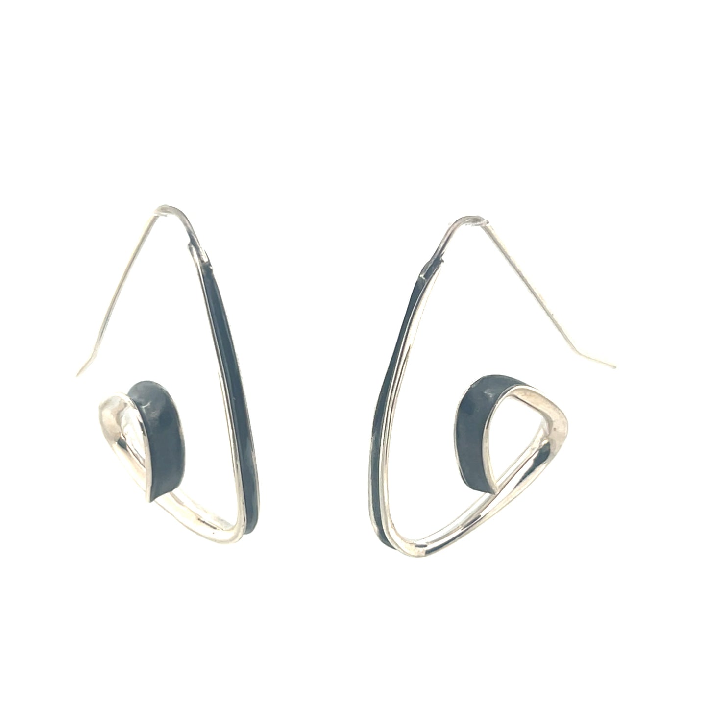 Triangel anticlastic earrings